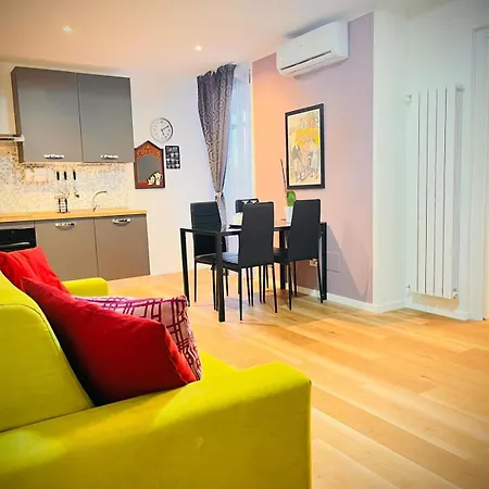 Elegant In The Historic Center * Βερμπάνια