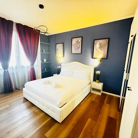 Elegant In The Historic Center 아파트 *